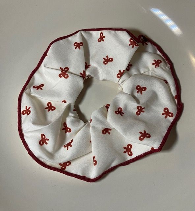 Chouchou Lady in Red – audace et élégance