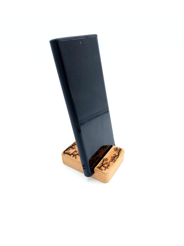 Support de téléphone en frėne