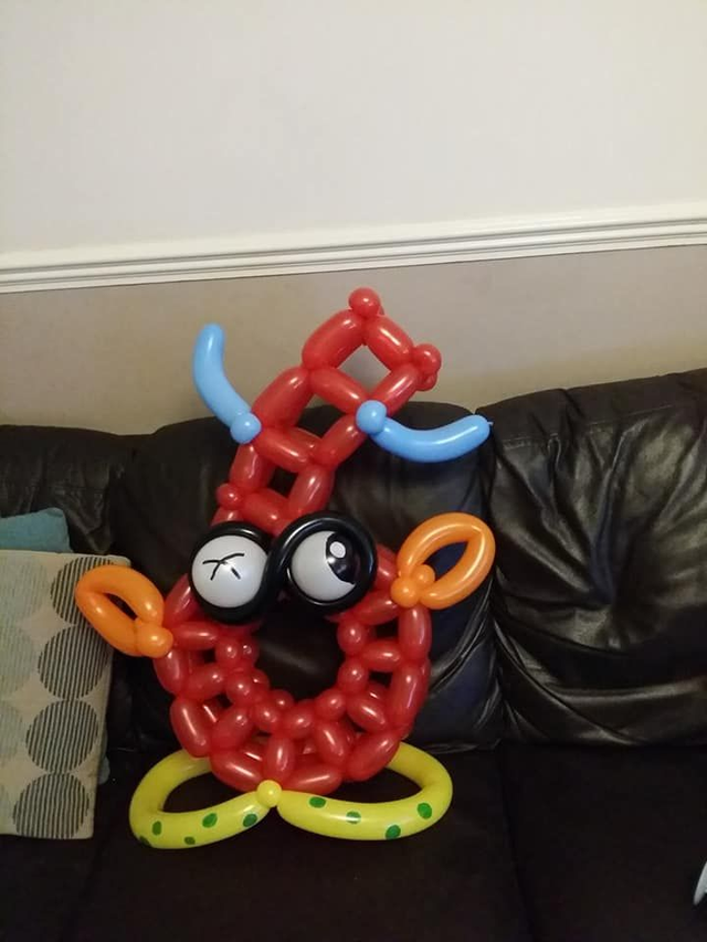 Number Six (6th) Face Balloon Sculpture - Red