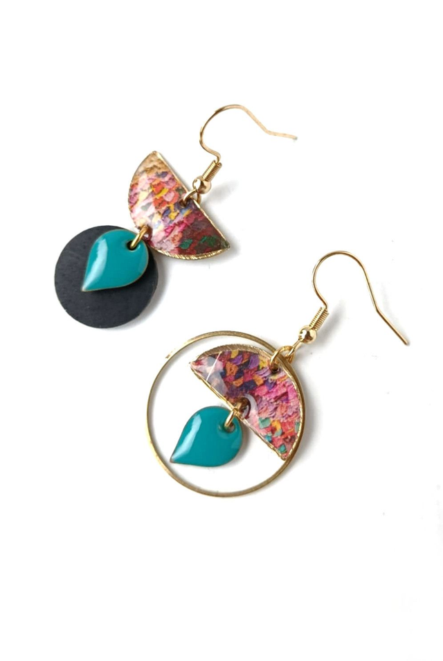 Boucles d'oreilles Asymétriques Upcyclées en Chambre à Air et Papier Recyclés - Textiles