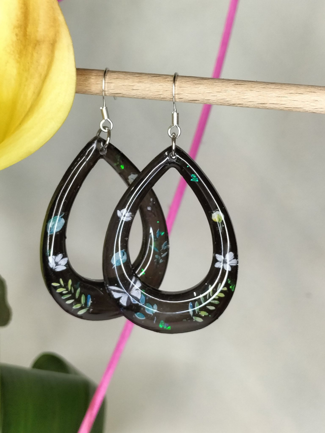 Boucles gouttes ajourées noires