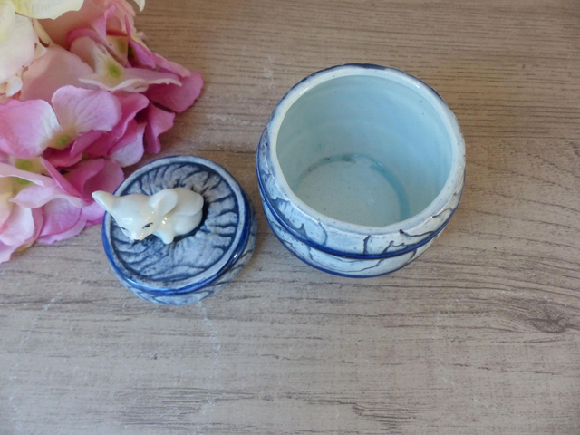 Ancienne boite en porcelaine céramique figurine renard fennec japon vintage, boite fox, boite à bijoux à sucre avec renard, cadeau pour ami