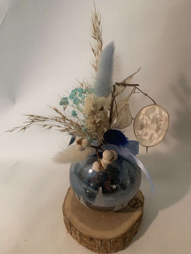 Boule de Noël bleue 