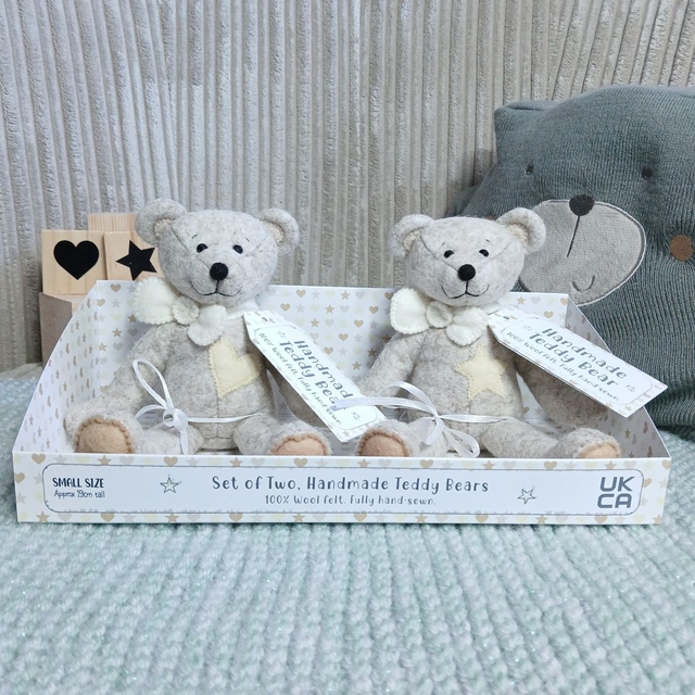 Two small bears in tray. Set of 2. 100% Wool Felt Handmade Teddy Bears. Beige. Pastel yellow. Cream. 