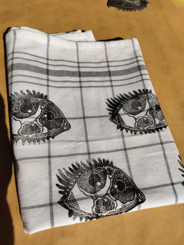 Torchon imprimé 50 x70 cm -linogravure " polycorie 2"