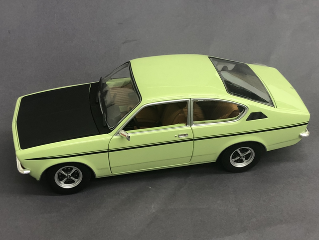 Opel Kadett C Coupe SR 1976 grün/schwarz
