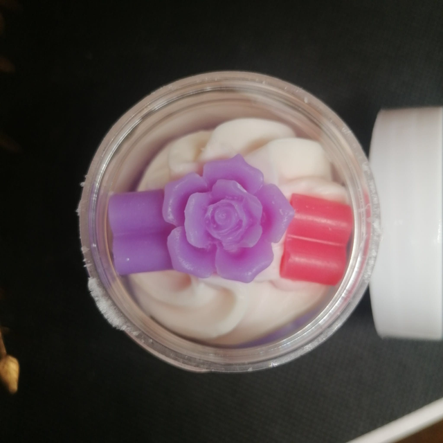Crème de cire "Baiser de pivoine"