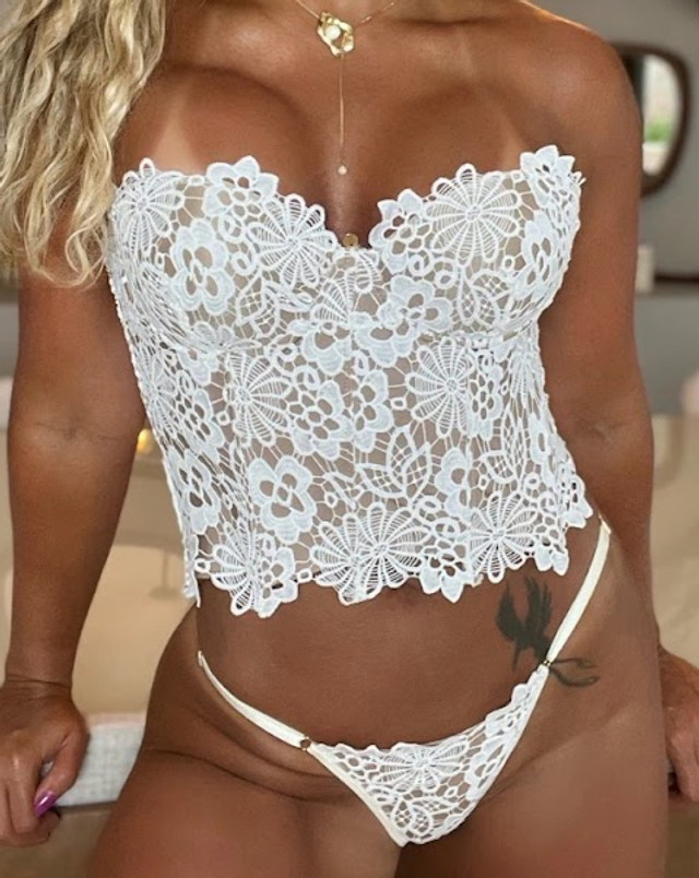 Corset Blanco de Encaje Guipir,  con o sin tirantes, Talla S/M; L :XL