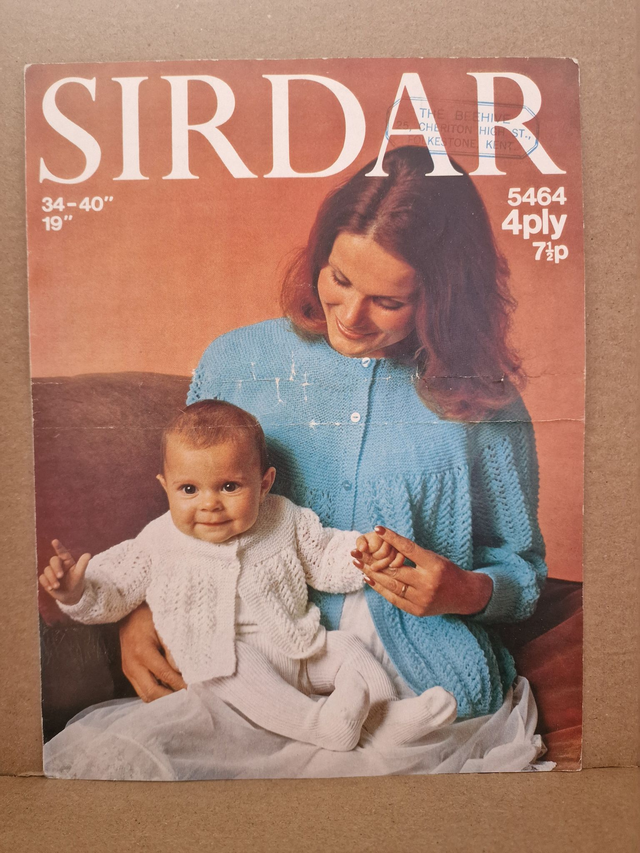 Sirdar Knitting Pattern 5464