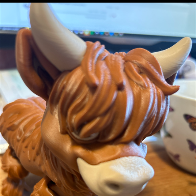 Large Highland Cow - Articulated.