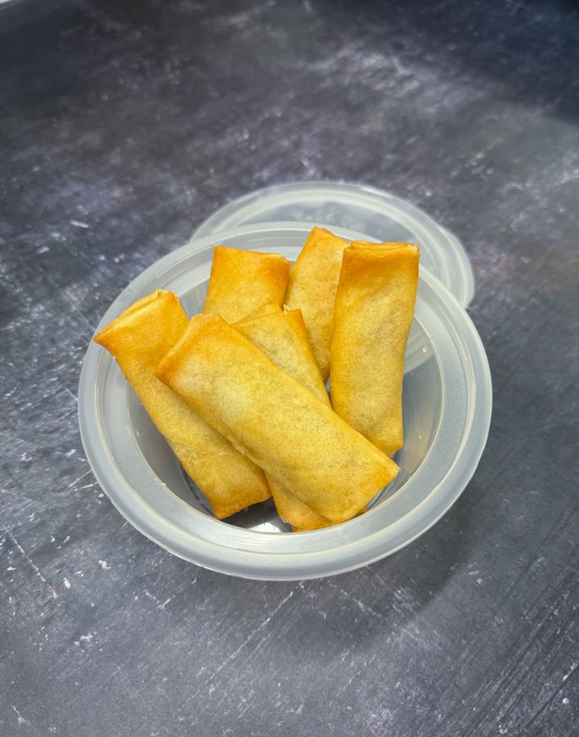 Veg Spring Rolls (6)