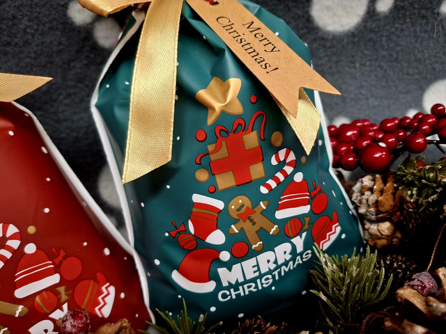 Christmas Gift Bag - Natural or Biscuit