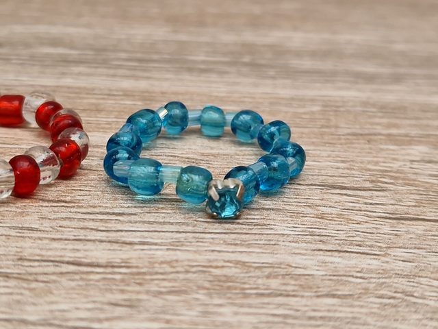 Lot 4 Bagues Elastique Perles Strass