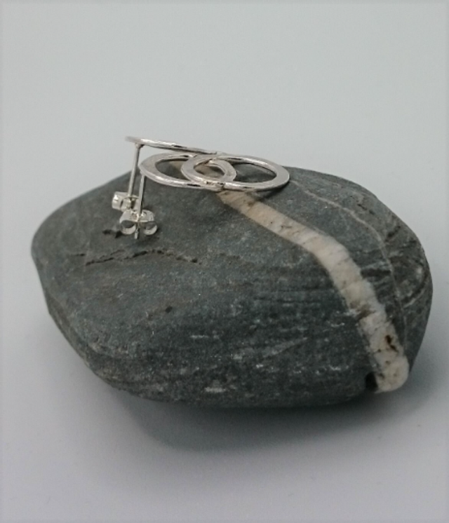 Double circle stud earrings - sterling silver