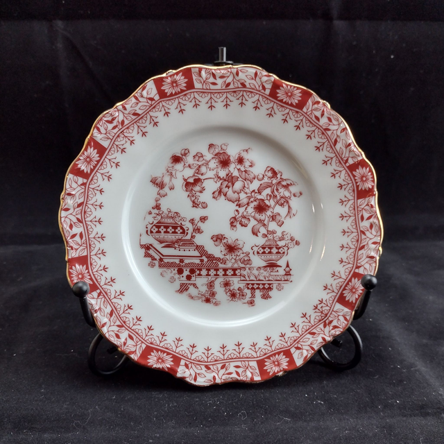 Seltmann Weiden | Gebaksbordje Goud geschulpte rand (diameter 14,5 cm | hoogte 2,0 cm) in Theresia Rode kleur | Vintage