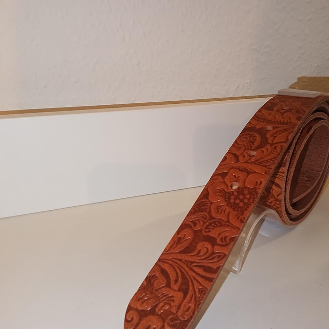 Floral in hellbraun 35mm