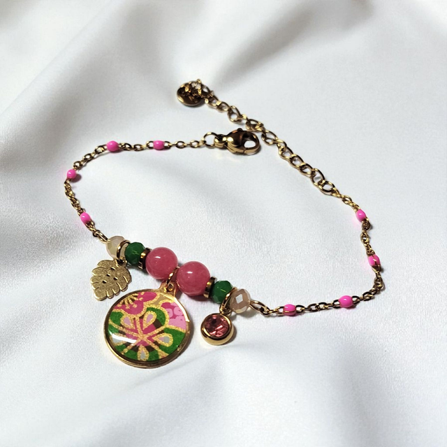bracelet acier inoxydable motifs japonais rose fuchsia vert et doré