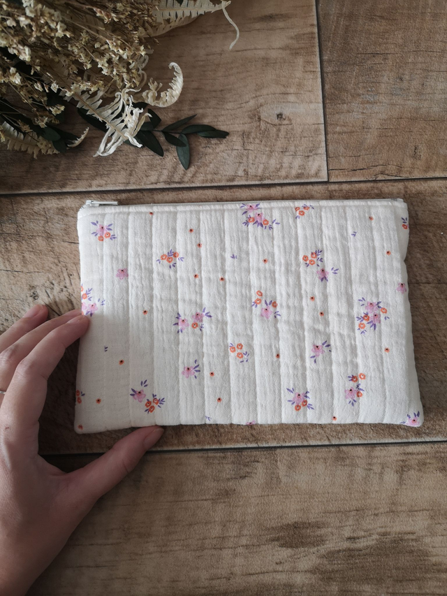 Pochette plate matelassée personnalisable