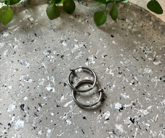 Paire de créoles à clips argenté