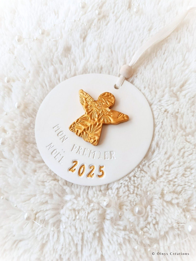 Boule de Noël "Mon premier Noël 2025" en argile avec Ange ou Etoile