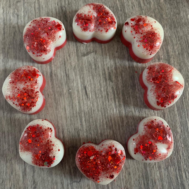 Cherry Bakewell soy wax melt tin