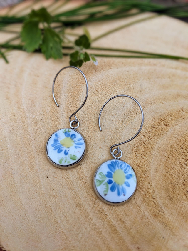 Boucles d'oreilles PÂQUERETTE 