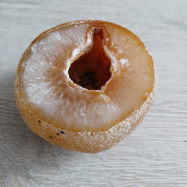 Agaat Geode 7x6,5x4 cm (12.051)