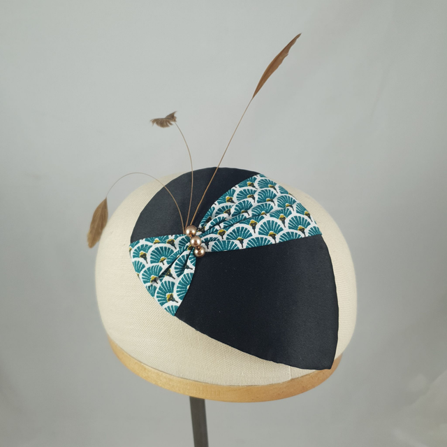 Fascinator goutte noir et bleu