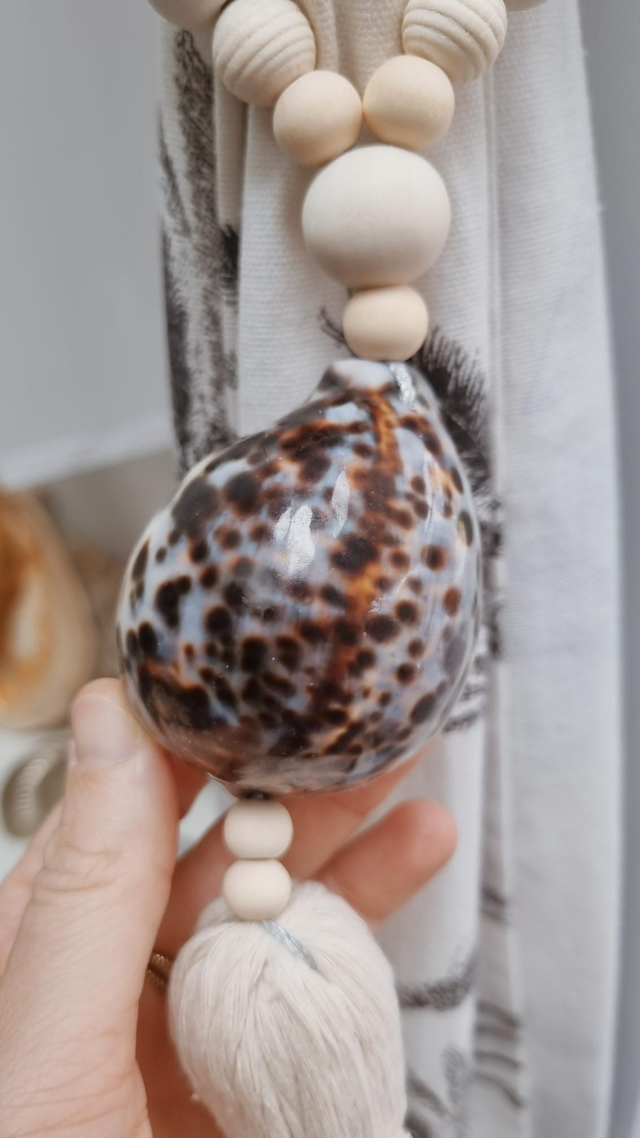 Embrasse tigris - pompon beige