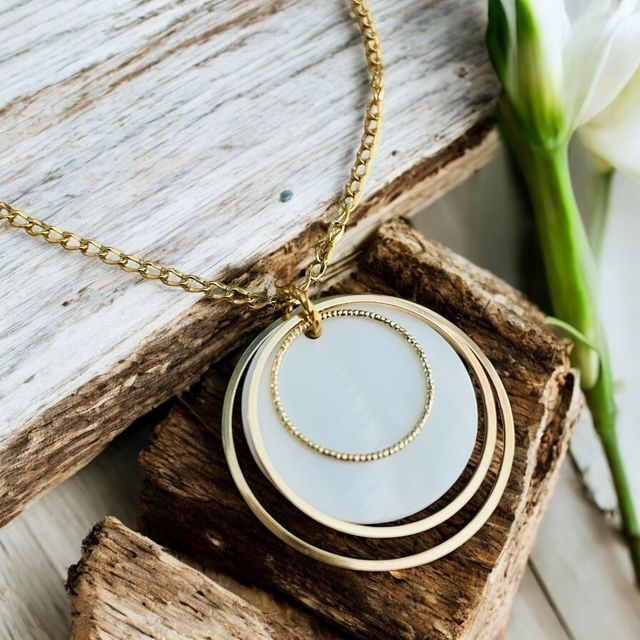 Collier Eclat d&#039;ivoire