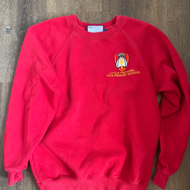 Logo Jumper size 32”