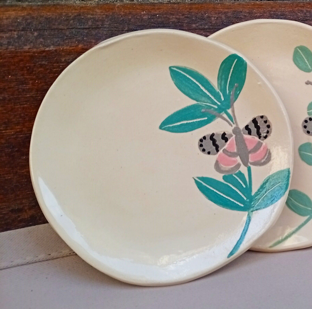 Coupelle feuillage et papillon