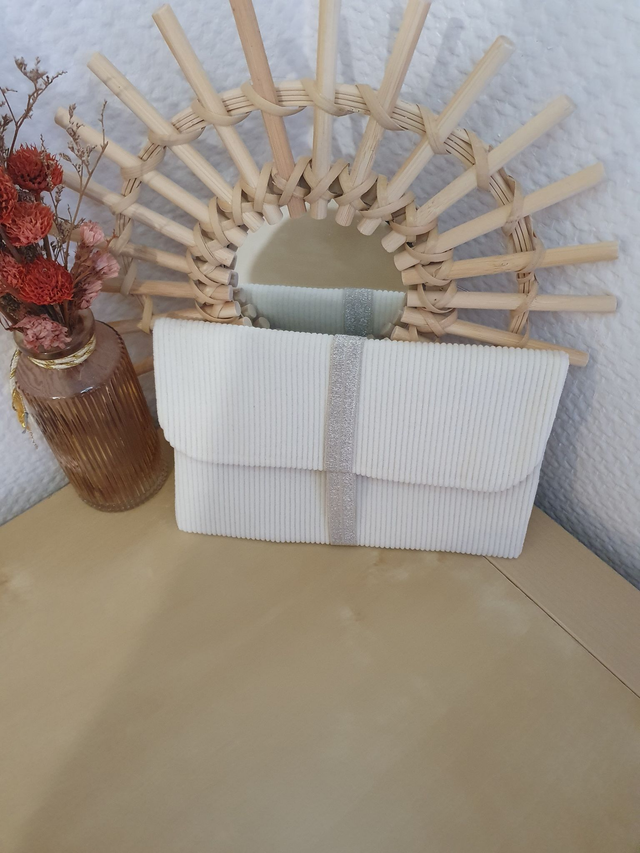 Jeannette Velours beige intérieur Marguerites