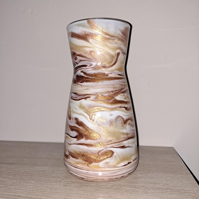 Coffee swirl vase