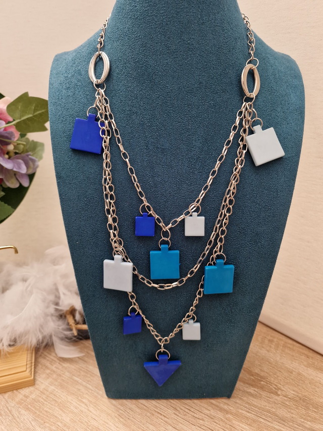 Collier Sautoir Trois Rangs Argenté Bleu Foncé Bleu Clair