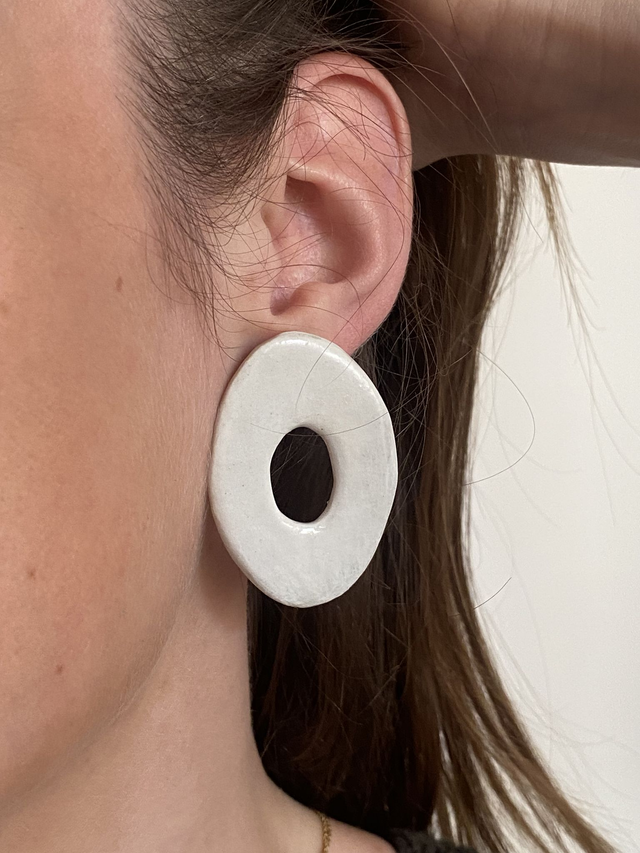 Boucles d&#039;oreilles Hestia coloris blanc