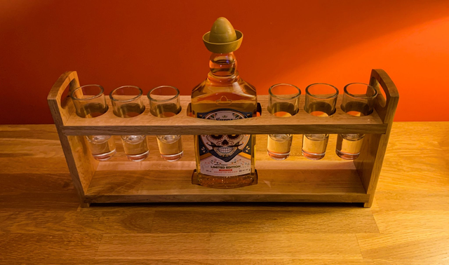 50cl size with 6 glasses 