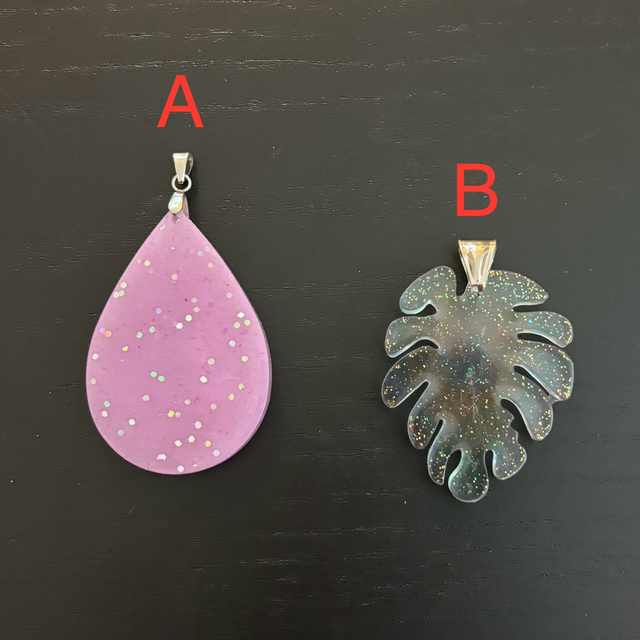 PENDENTIFS EN RÉSINE 