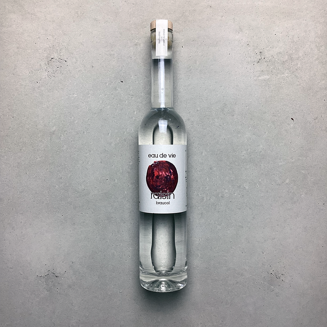 DISTILLERIE DU CHANT DU CYGNE Raisin