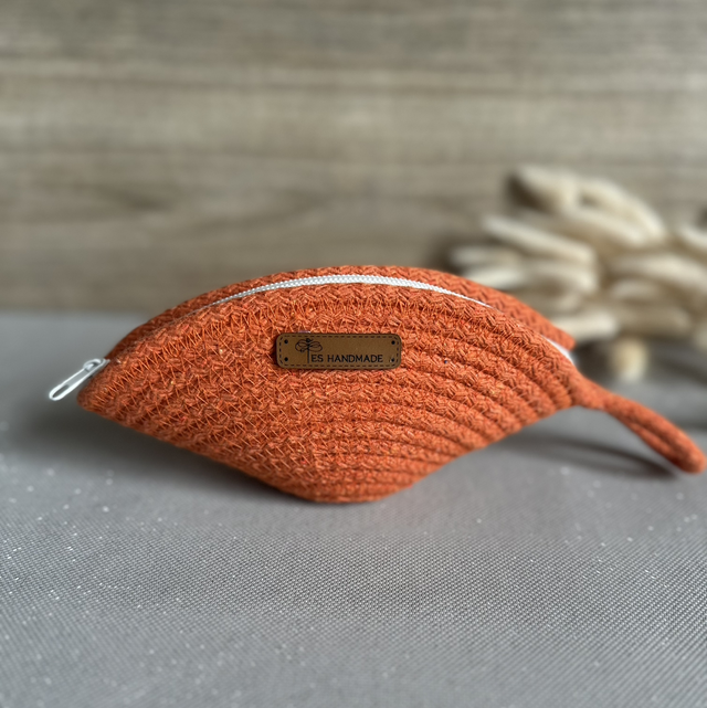 Porte monnaie orange, modèle Elyna 