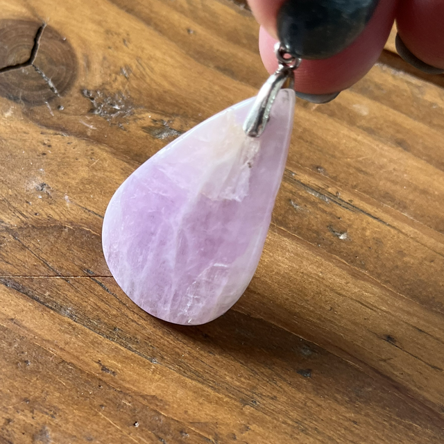 Pendentif en Kunzite et bélière argent