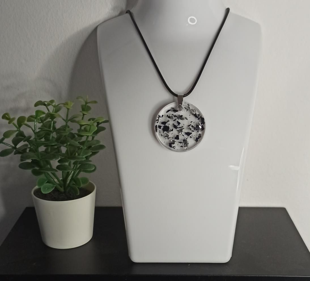 Pendentif éclat noir et argent CO005