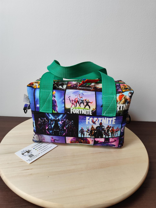 Lancheira térmica Fortinite