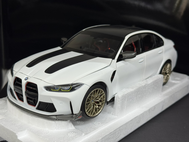 BMW M3 CS 2023 weiss Minichamps 1:18 