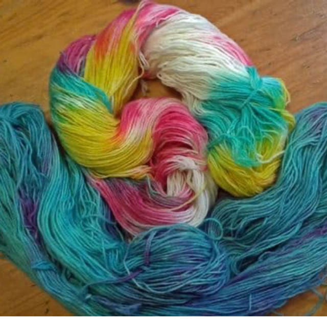 Dyeing Yarn
