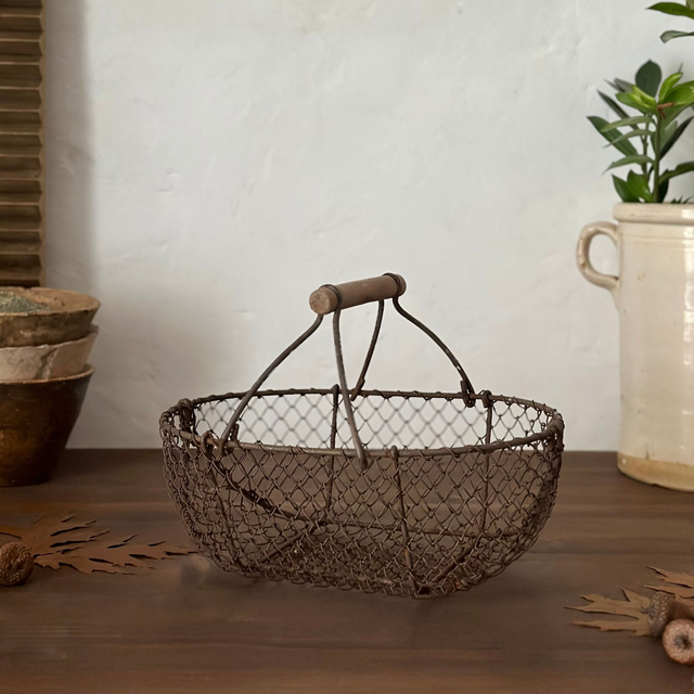 le panier en fer tressé