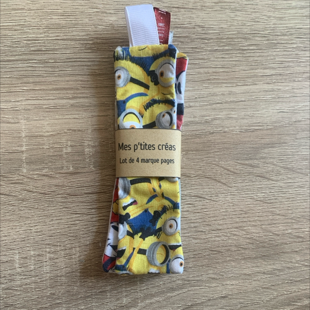 Lot de 4 marque pages en tissu