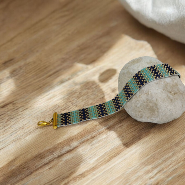 Bracelet bleu marine, bleu clair et or