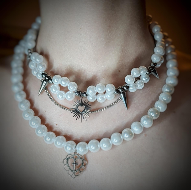 Collier coeur sacré 