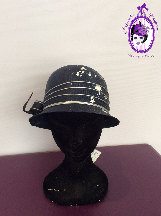 Modèle "Cloche 1920" parasisal